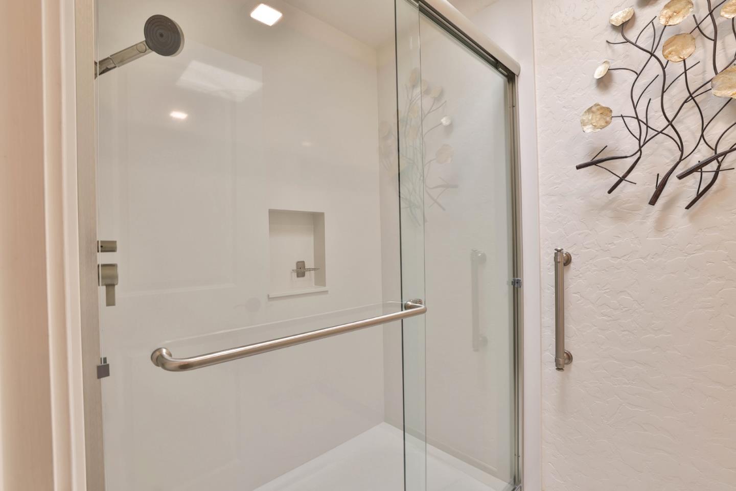 Photo #18: ML82049353 Listing: Photo #18