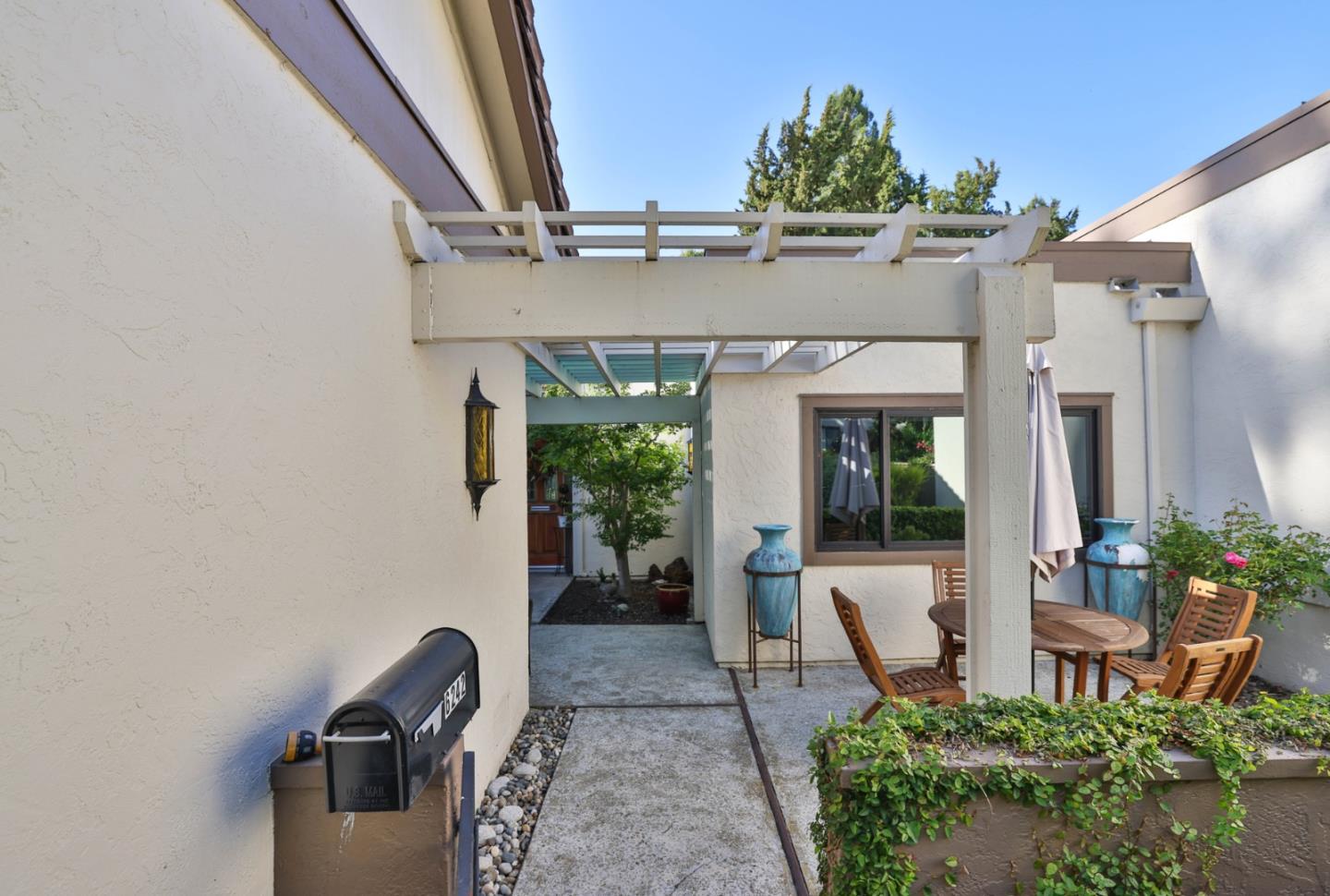 Photo #5: ML82049353 Listing: Photo #5