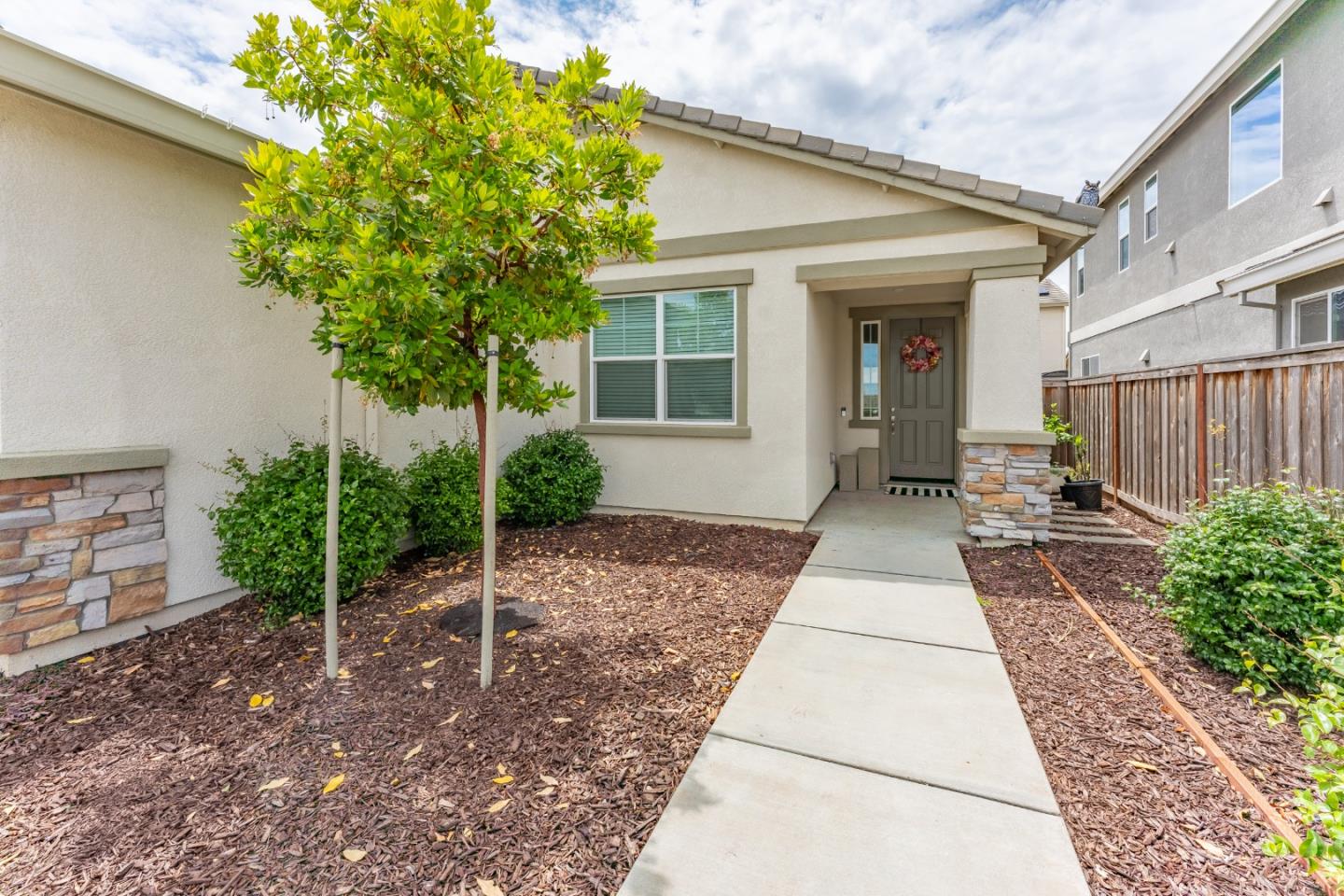 9584 Del Seis DR, Sacramento, CA 95829, Photo 6