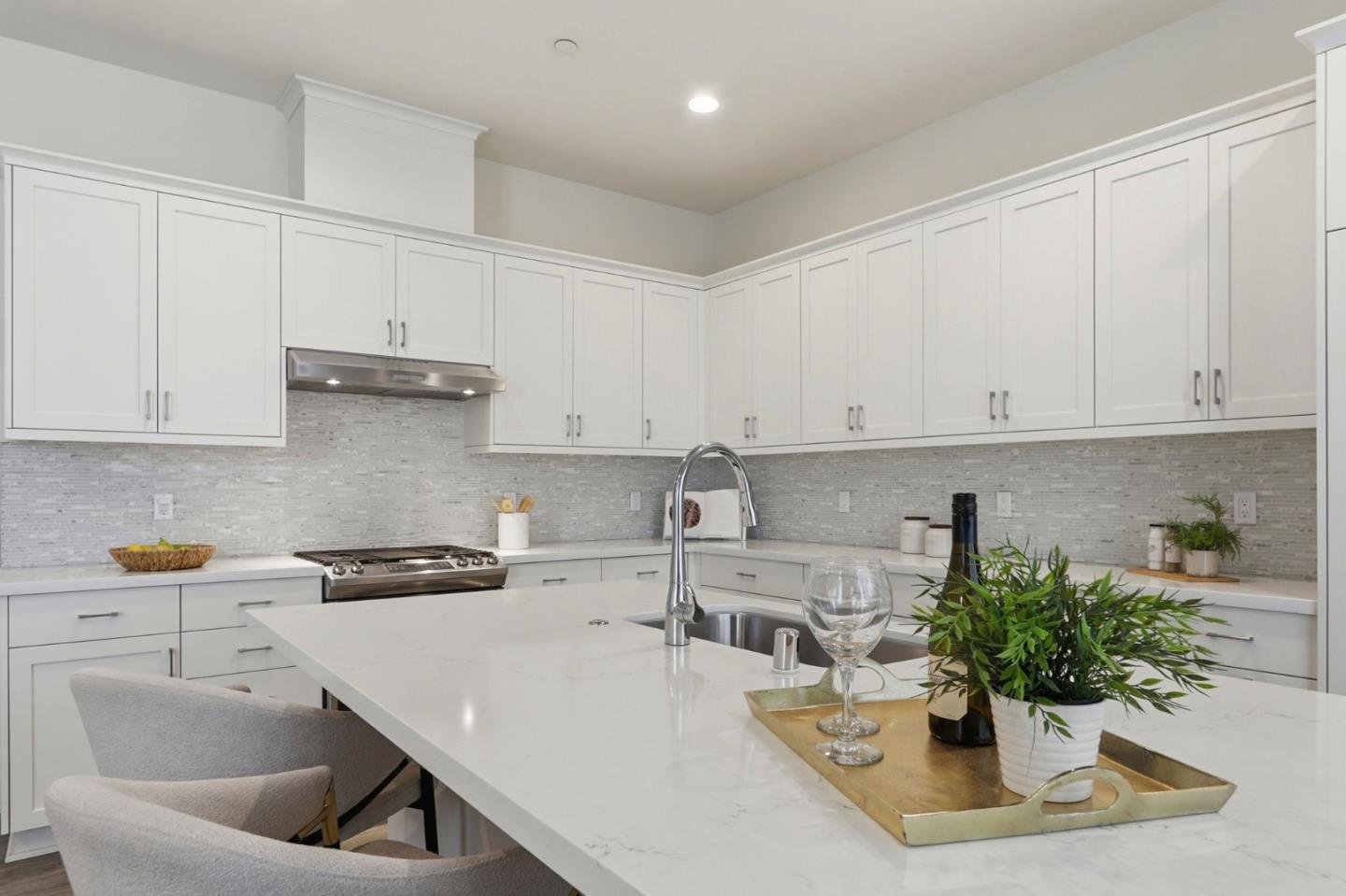 Photo #11: ML82049401 Listing: Photo #11