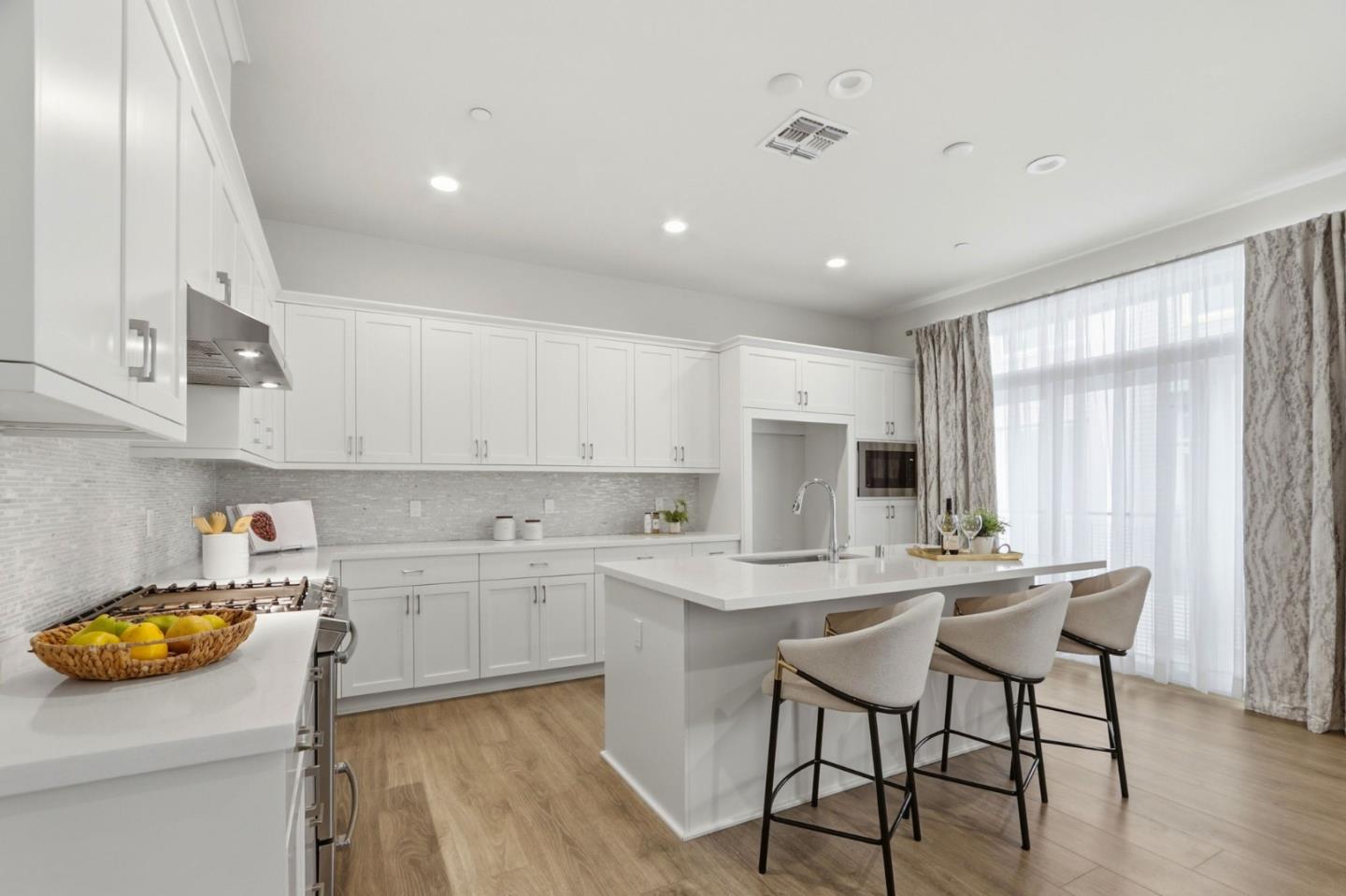Photo #12: ML82049401 Listing: Photo #12