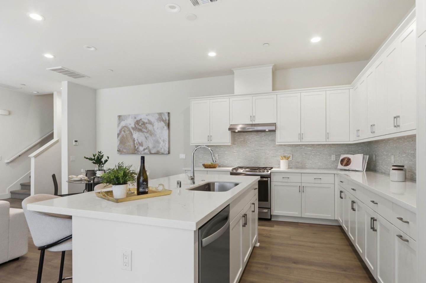 Photo #13: ML82049401 Listing: Photo #13