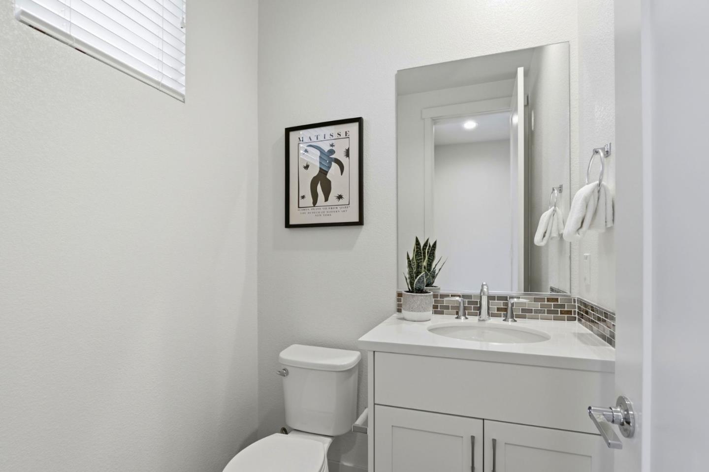 Photo #28: ML82049401 Listing: Photo #28