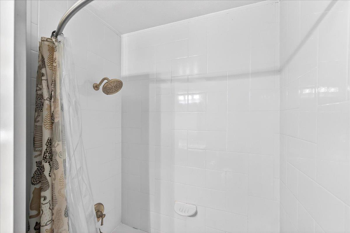 Photo #20: ML82049403 Listing: Photo #20