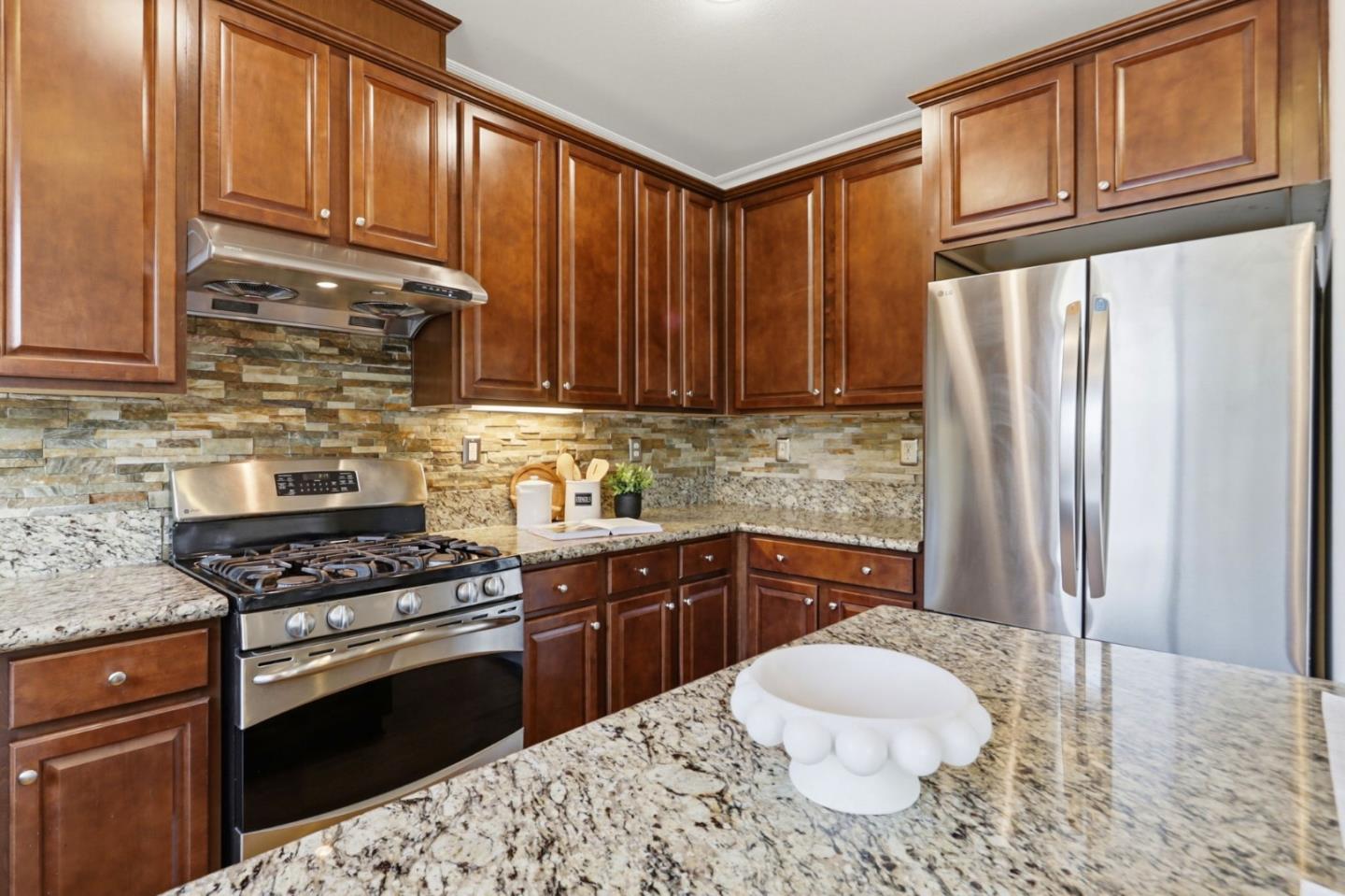 Photo #11: ML82049418 Listing: Photo #11