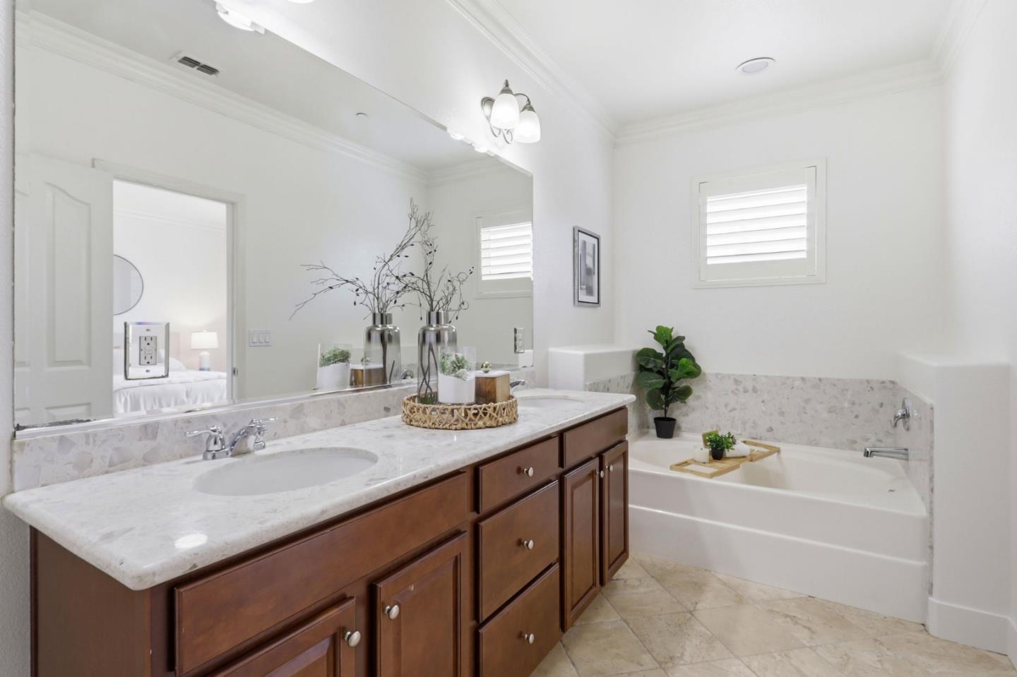 Photo #19: ML82049418 Listing: Photo #19