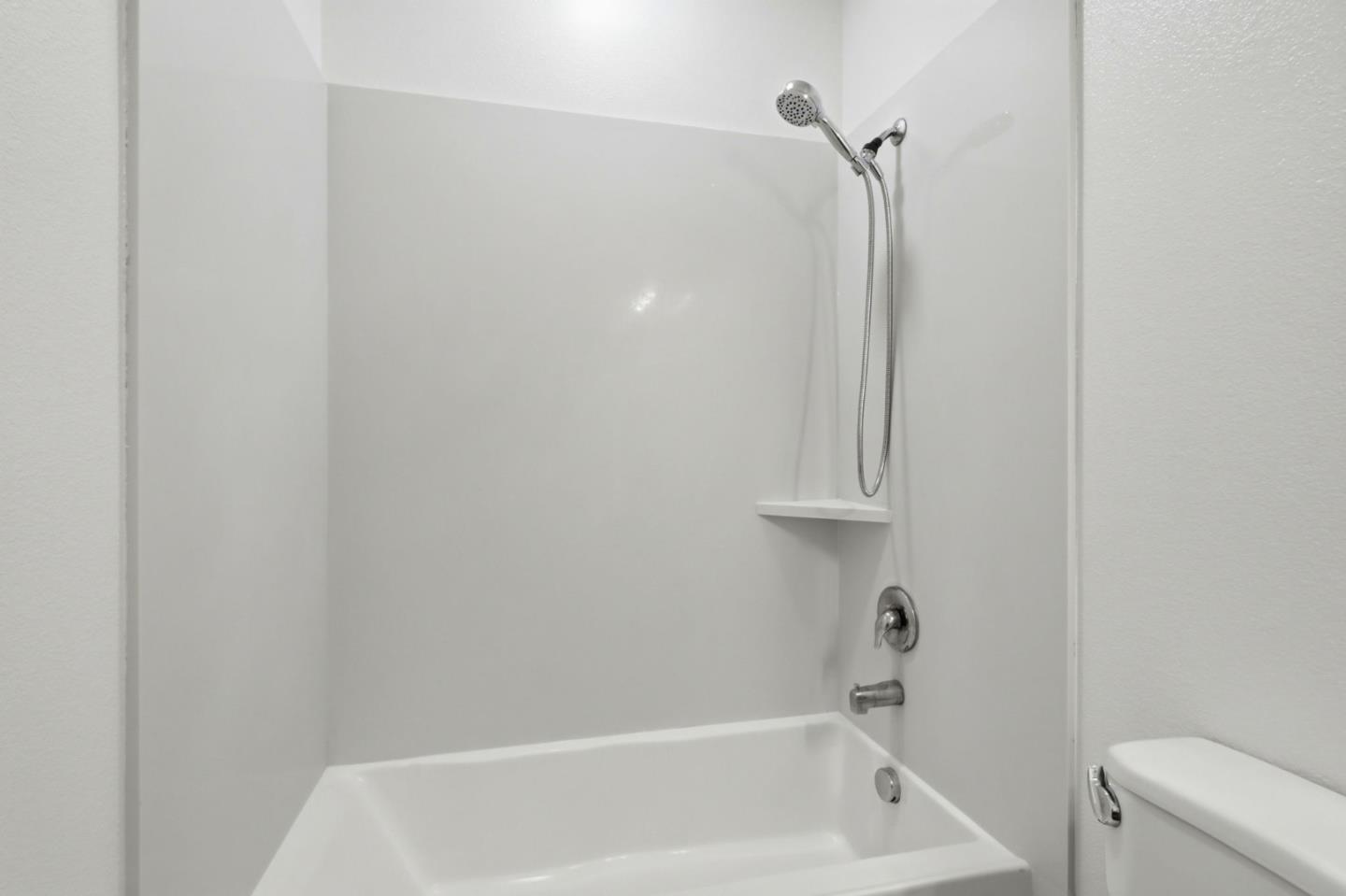 Photo #25: ML82049418 Listing: Photo #25