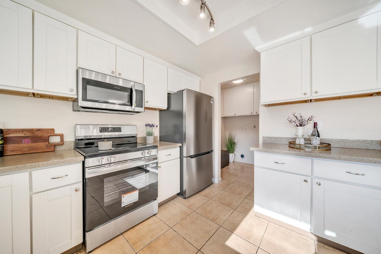 10019 DOVE OAK CT, CUPERTINO, CA 95014  Photo 14