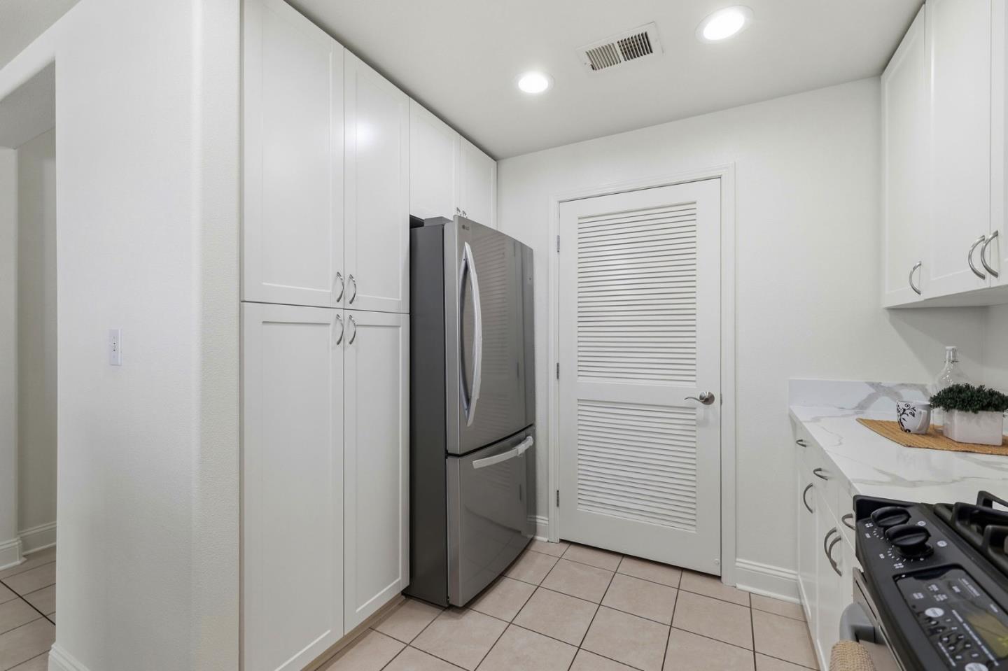 Photo #9: ML82049479 Listing: Photo #9
