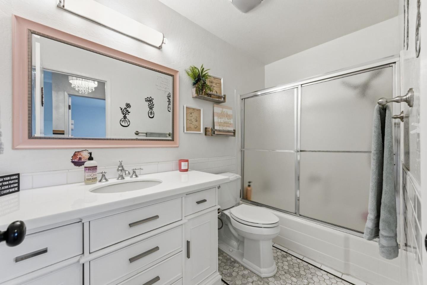 Photo #23: ML82049482 Listing: Photo #23
