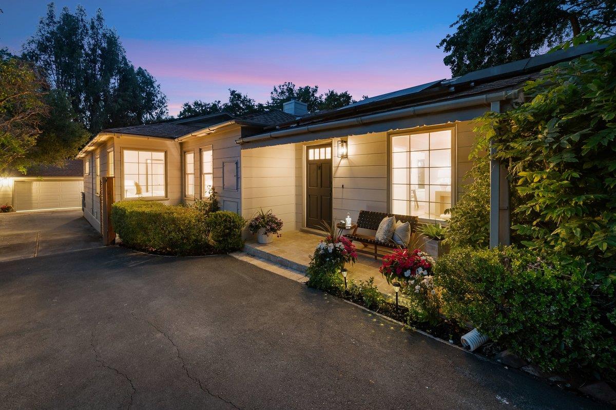 1306 EDGEWOOD RD, REDWOOD CITY, CA 94062  Photo 3