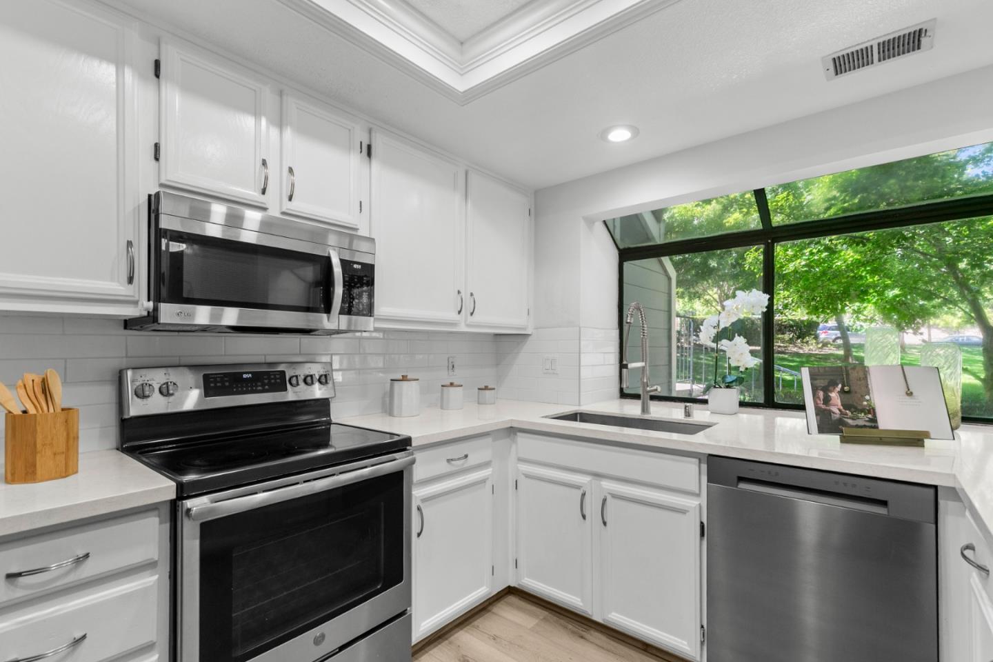 Photo #13: ML82049534 Listing: Photo #13