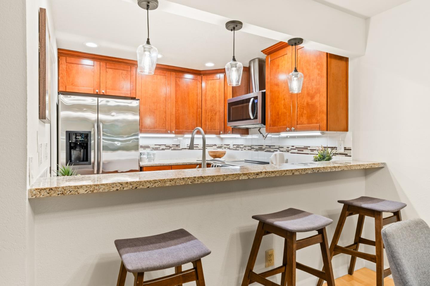 Photo #17: ML82049537 Listing: Photo #17