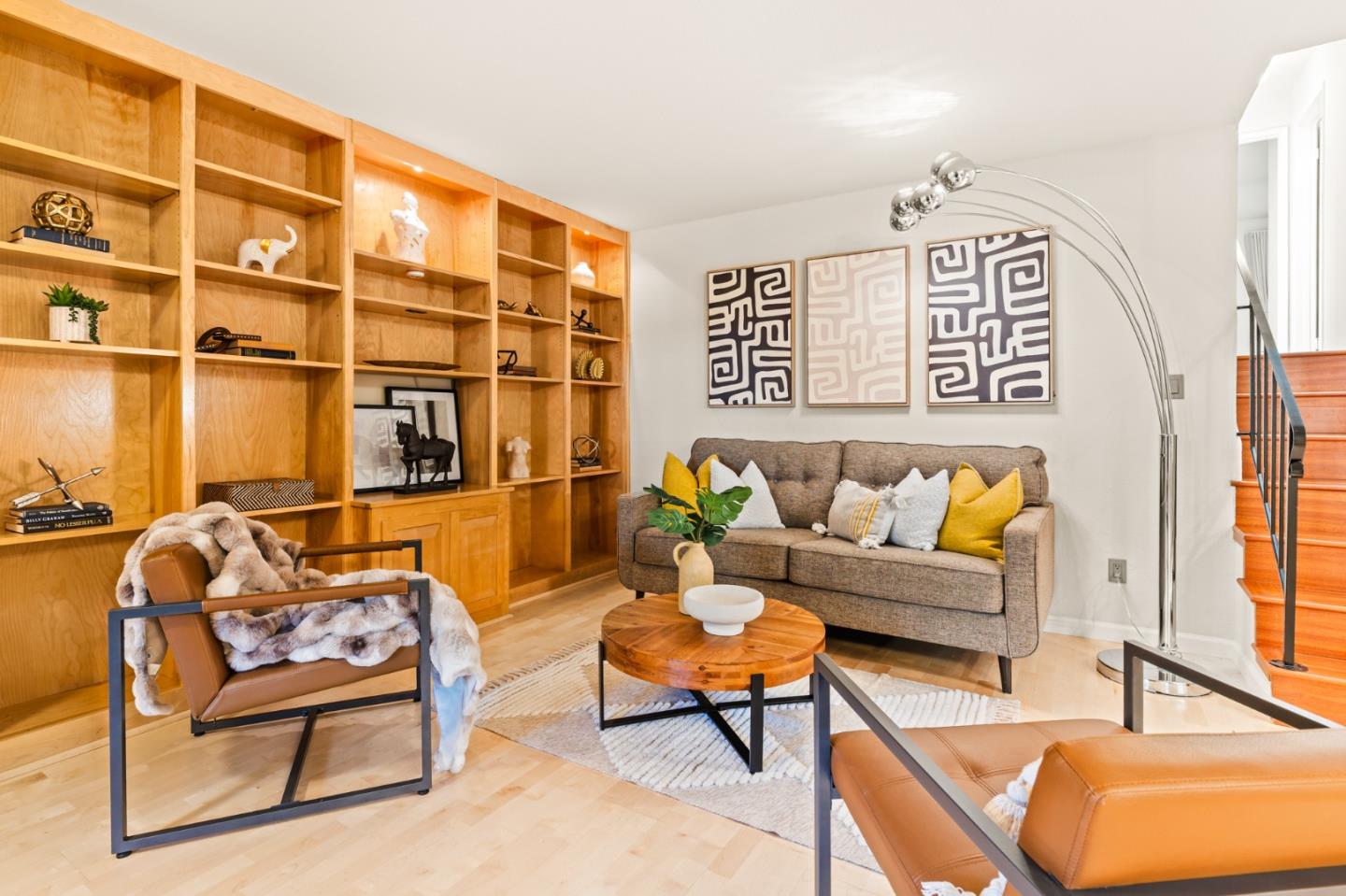 Photo #5: ML82049537 Listing: Photo #5