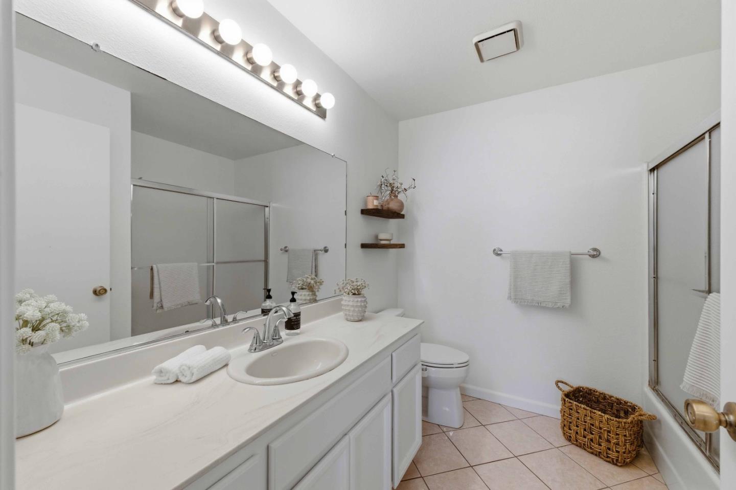 Photo #13: ML82049545 Listing: Photo #13