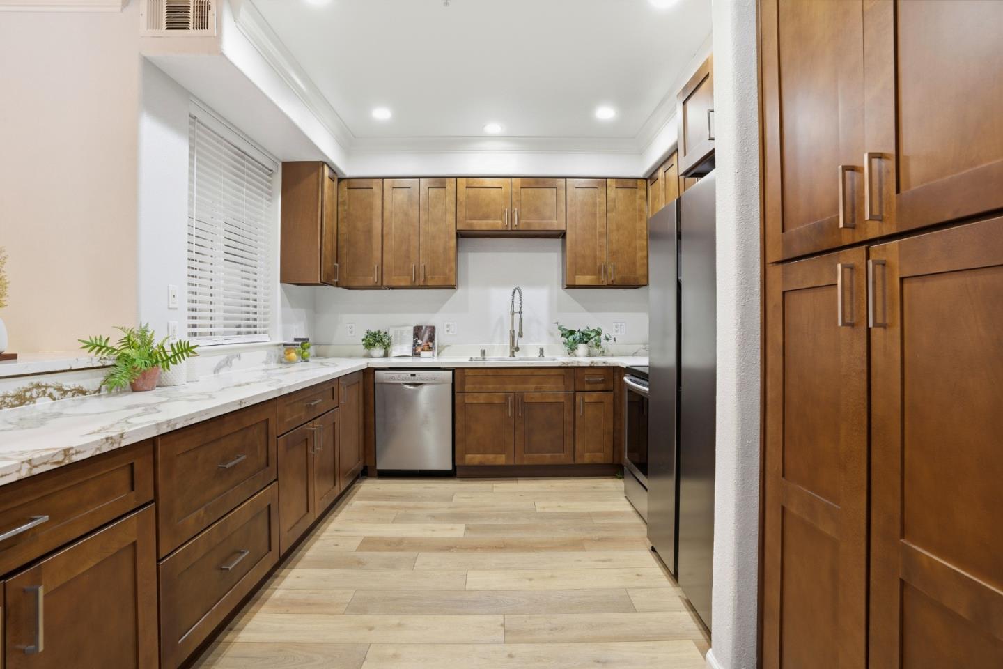 Photo #8: ML82049547 Listing: Photo #8