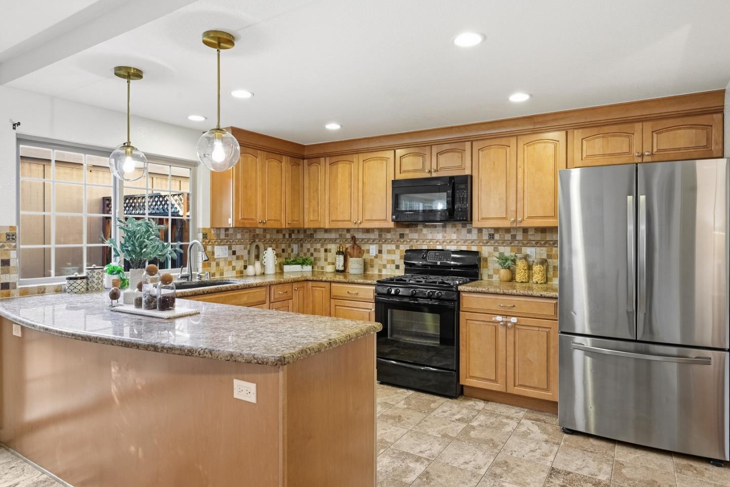 Photo #11: ML82049595 Listing: Photo #11