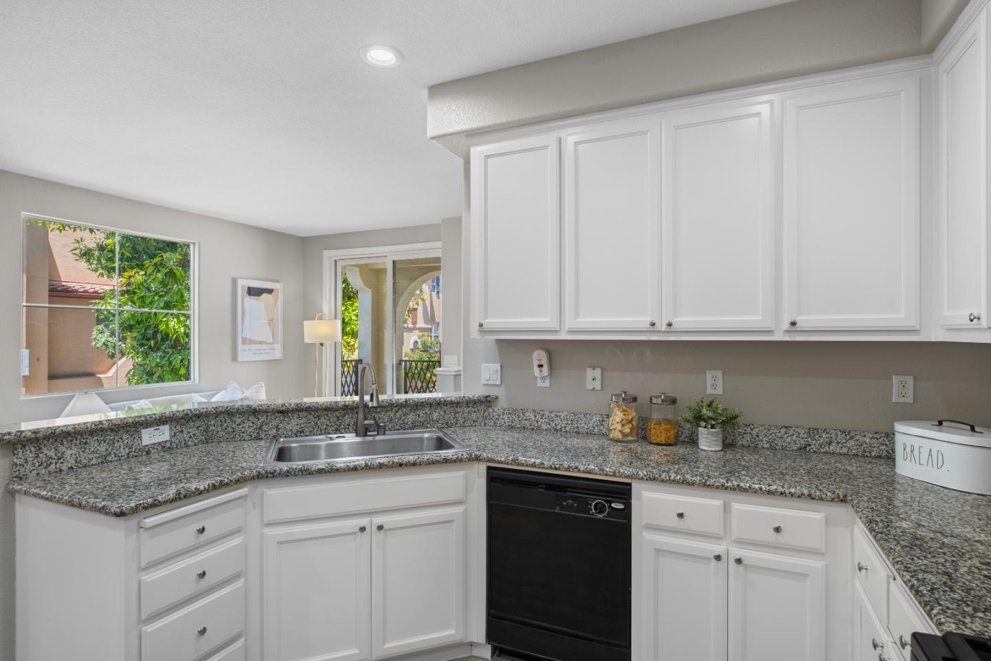 Photo #18: ML82049619 Listing: Photo #18