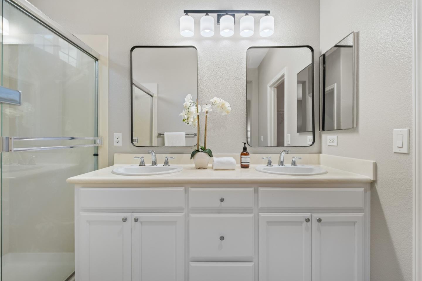 Photo #31: ML82049619 Listing: Photo #31