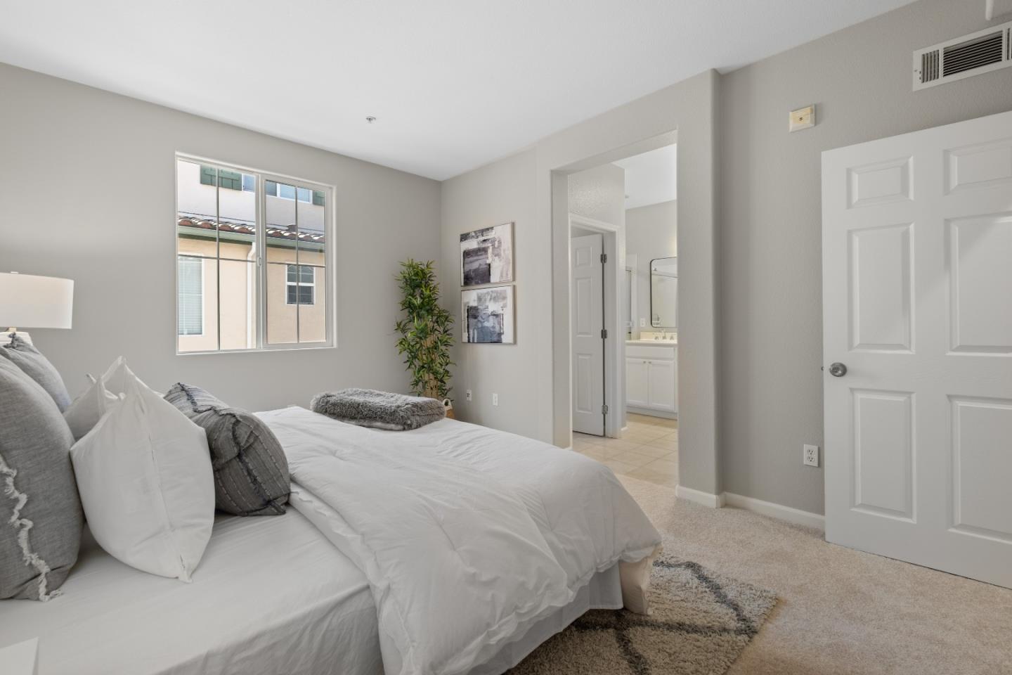 Photo #34: ML82049619 Listing: Photo #34