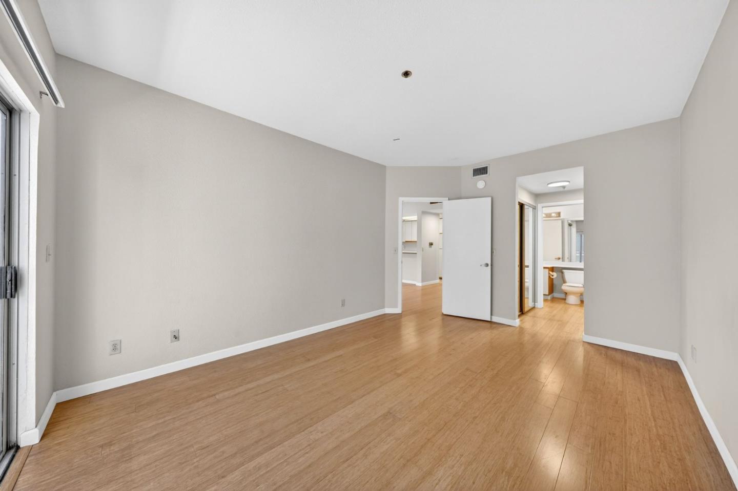 Photo #18: ML82049629 Listing: Photo #18