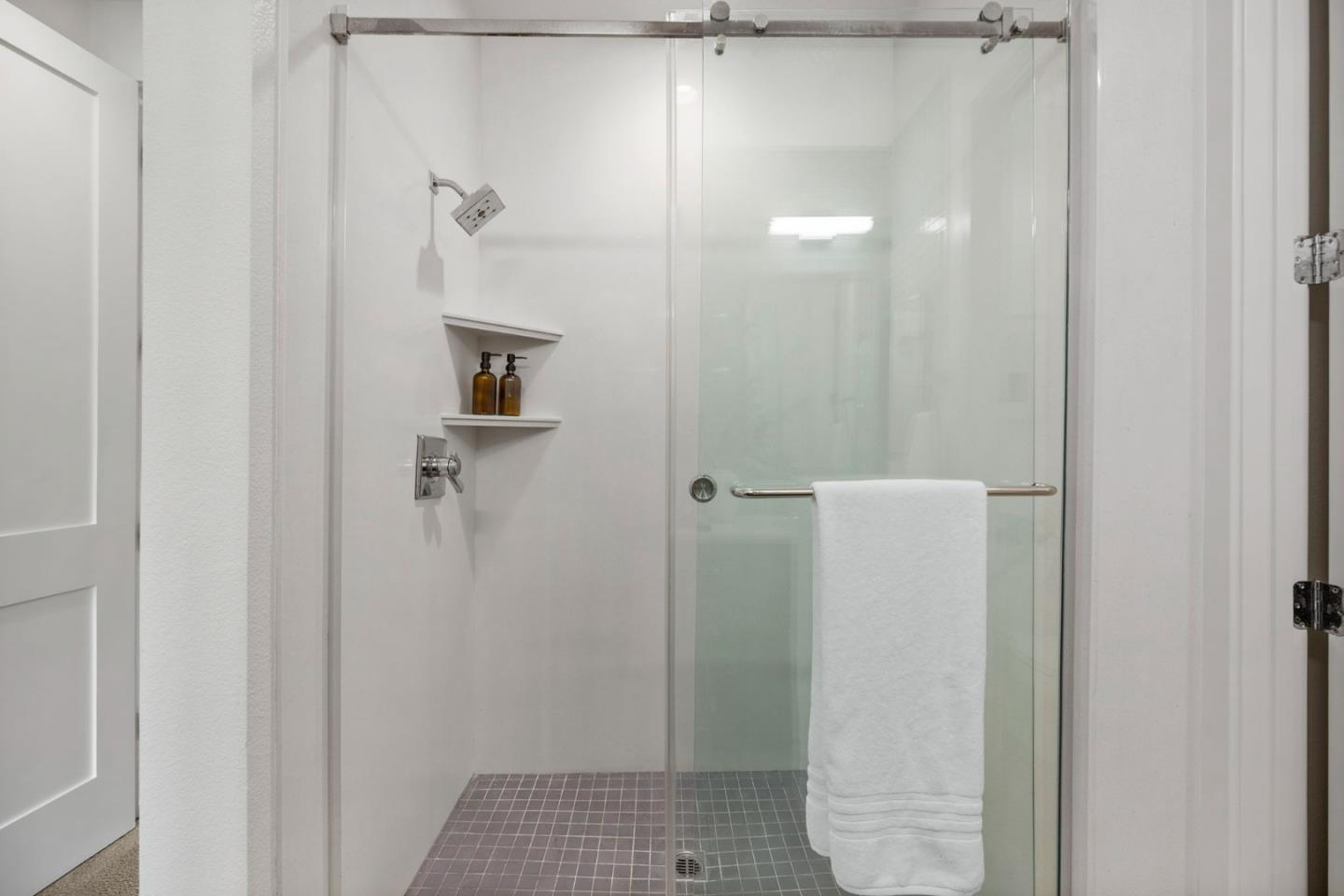 Photo #21: ML82049645 Listing: Photo #21