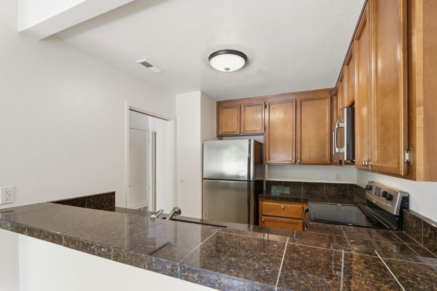 Photo #10: ML82049667 Listing: Photo #10
