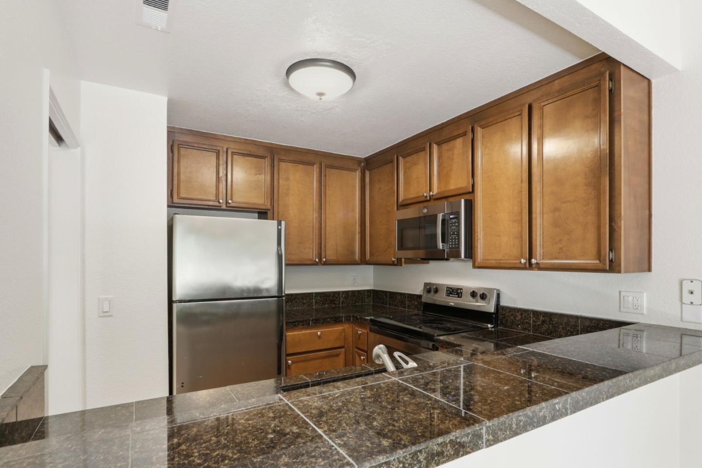 Photo #11: ML82049667 Listing: Photo #11