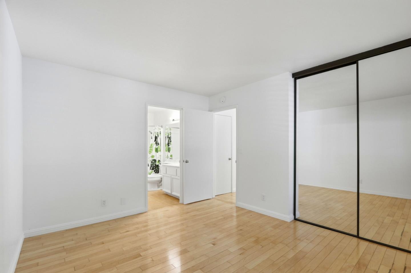 Photo #16: ML82049667 Listing: Photo #16