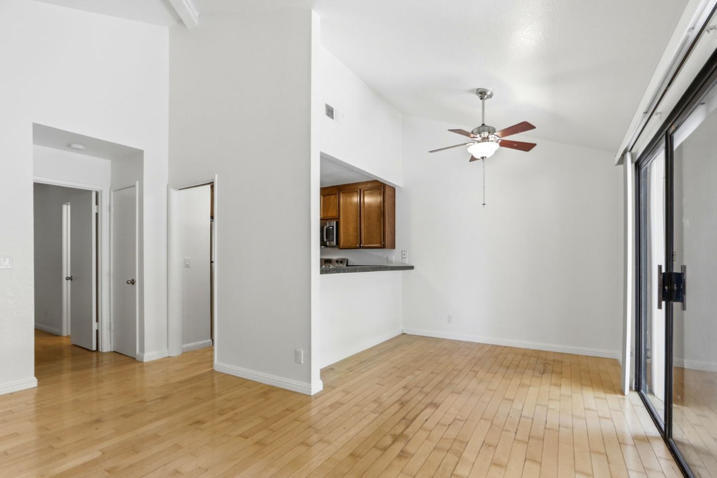 Photo #5: ML82049667 Listing: Photo #5