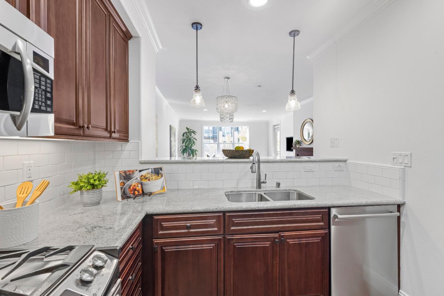 Photo #17: ML82049668 Listing: Photo #17
