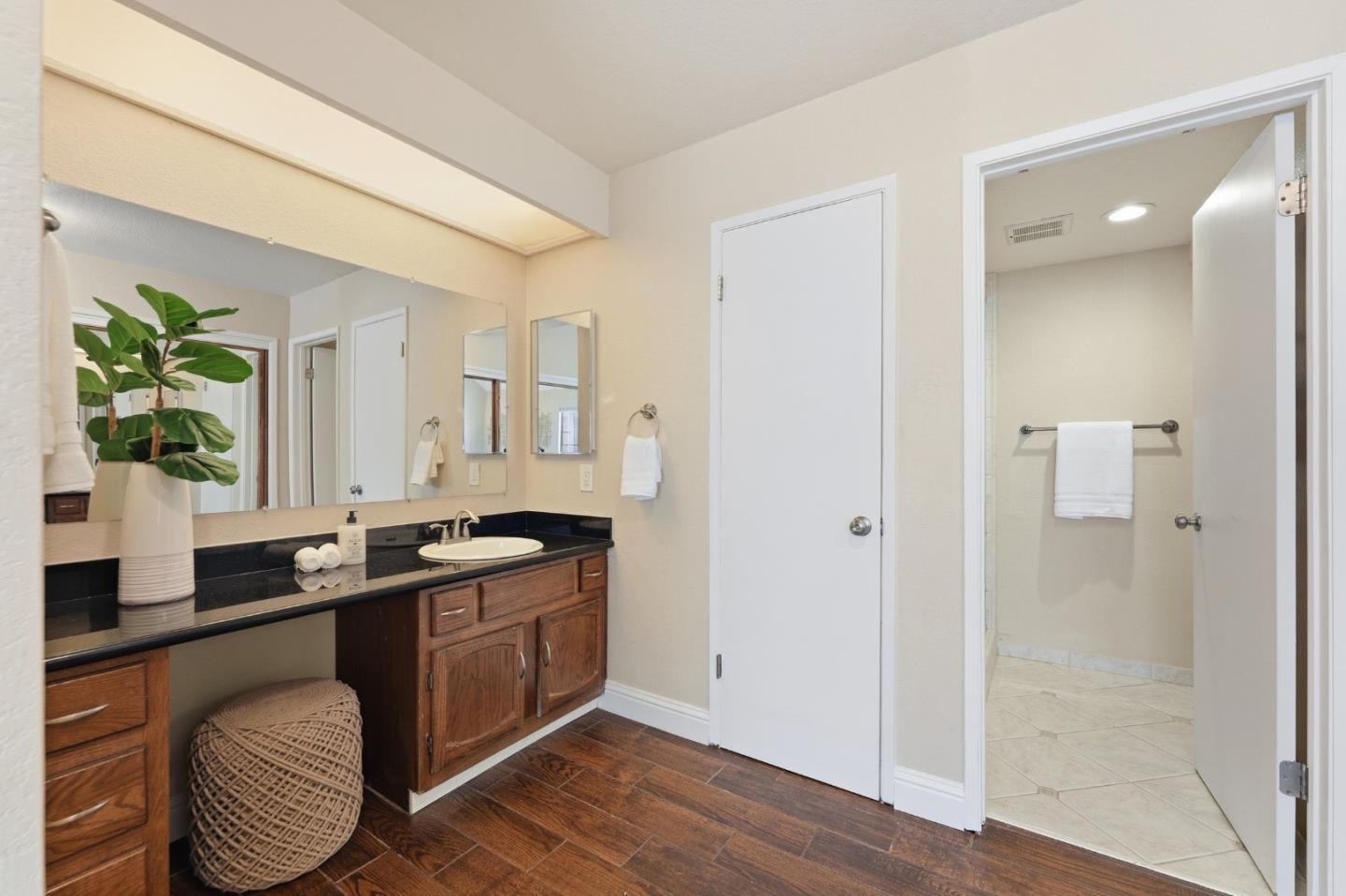 Photo #13: ML82049690 Listing: Photo #13