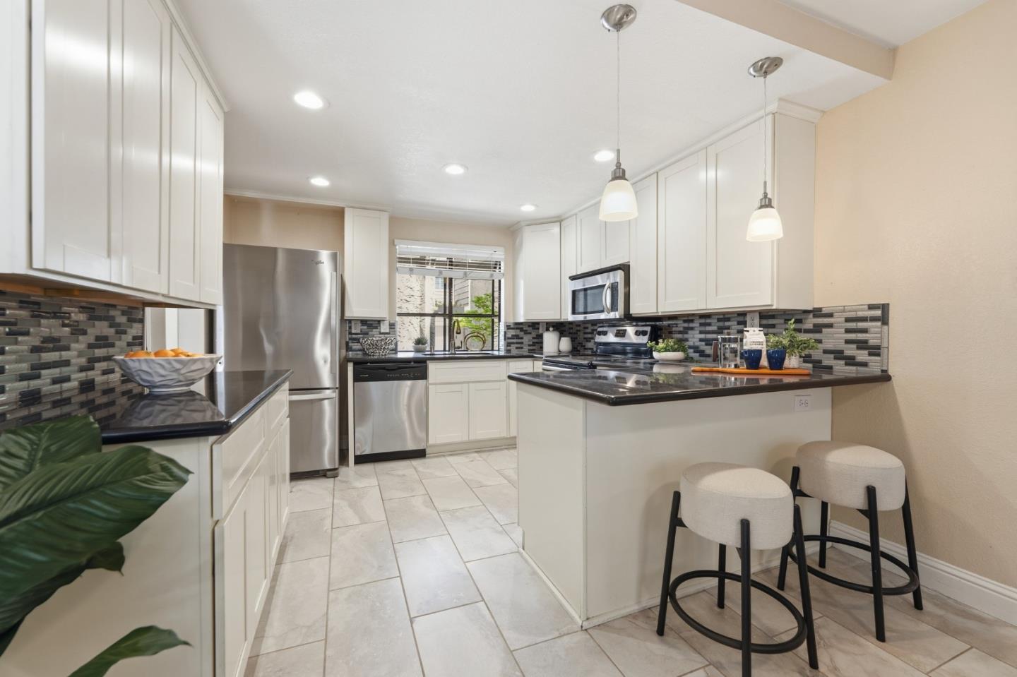 Photo #9: ML82049690 Listing: Photo #9