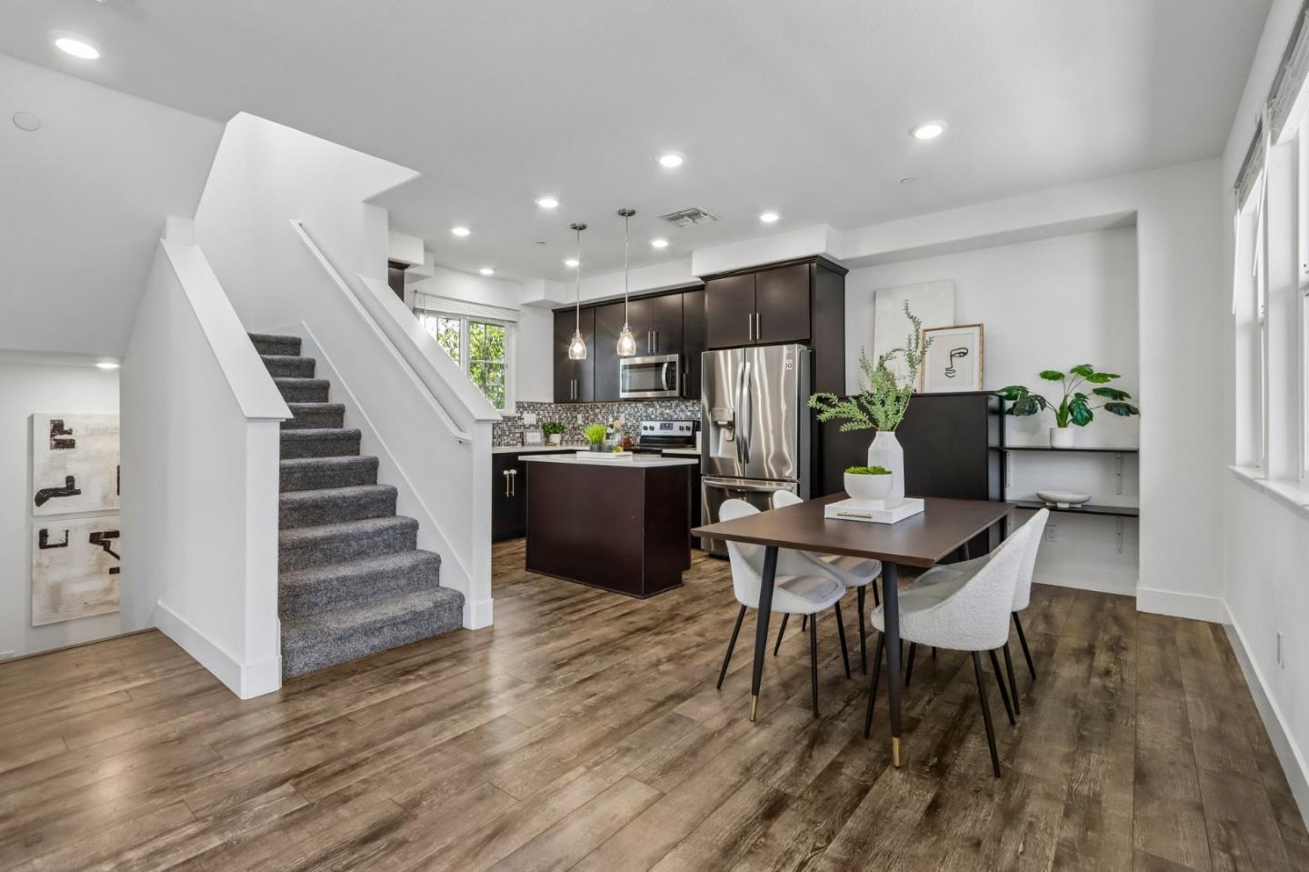Photo #8: ML82049699 Listing: Photo #8