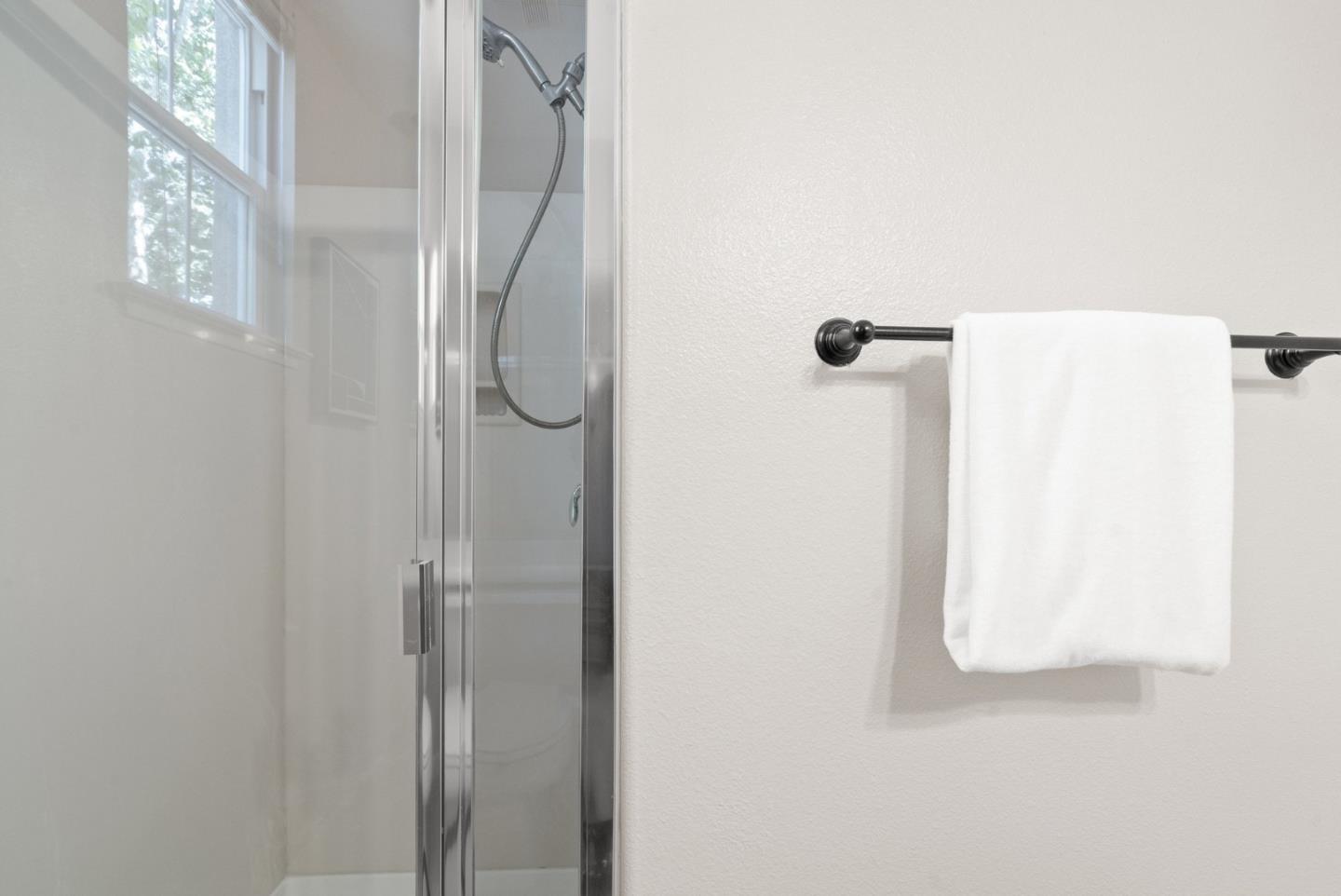 Photo #27: ML82049704 Listing: Photo #27
