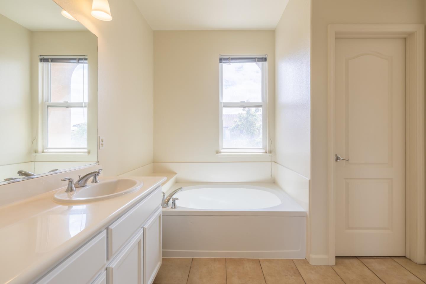 Photo #29: ML82049739 Listing: Photo #29