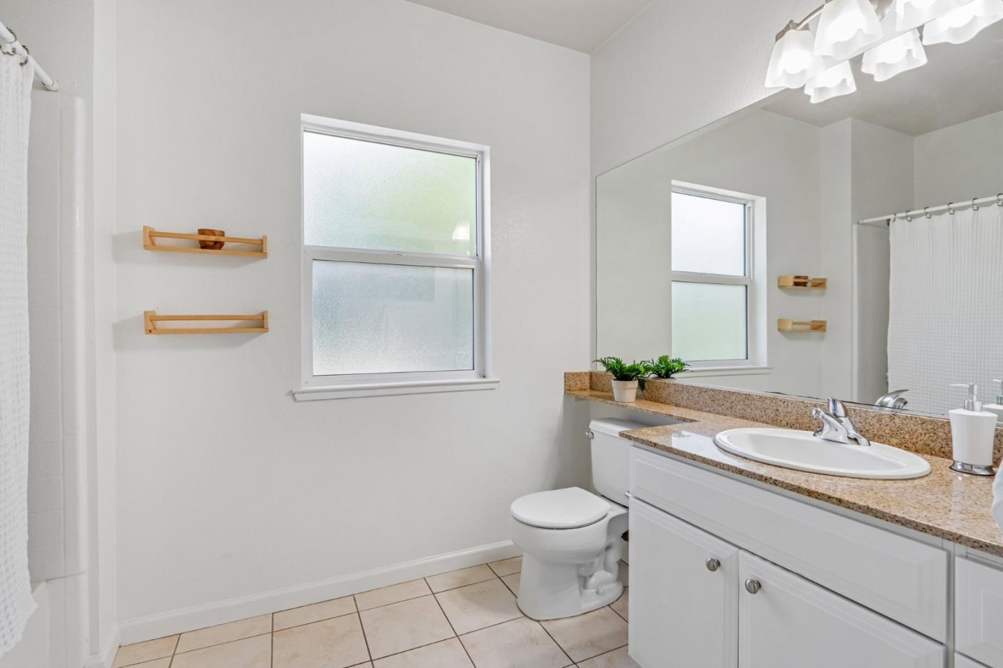 Photo #19: ML82049744 Listing: Photo #19