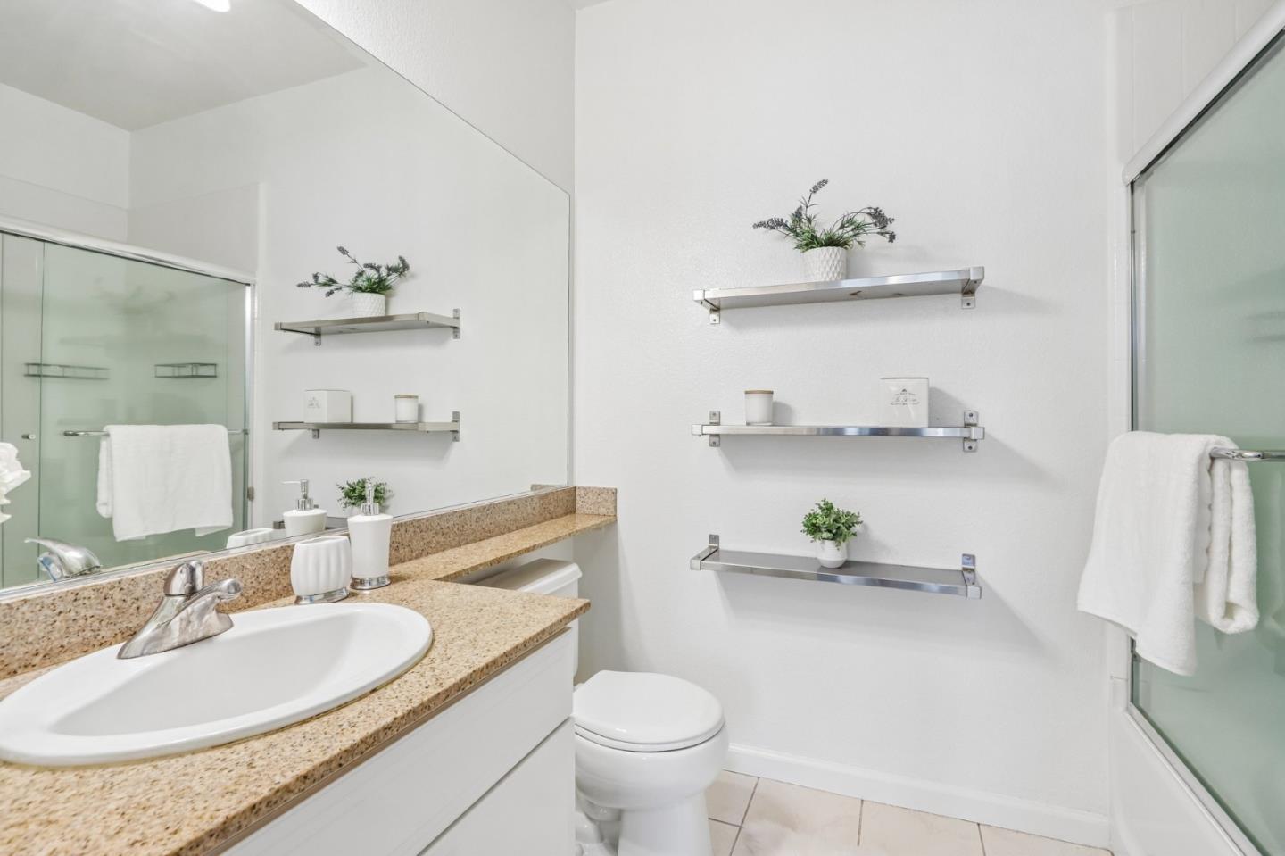 Photo #24: ML82049744 Listing: Photo #24