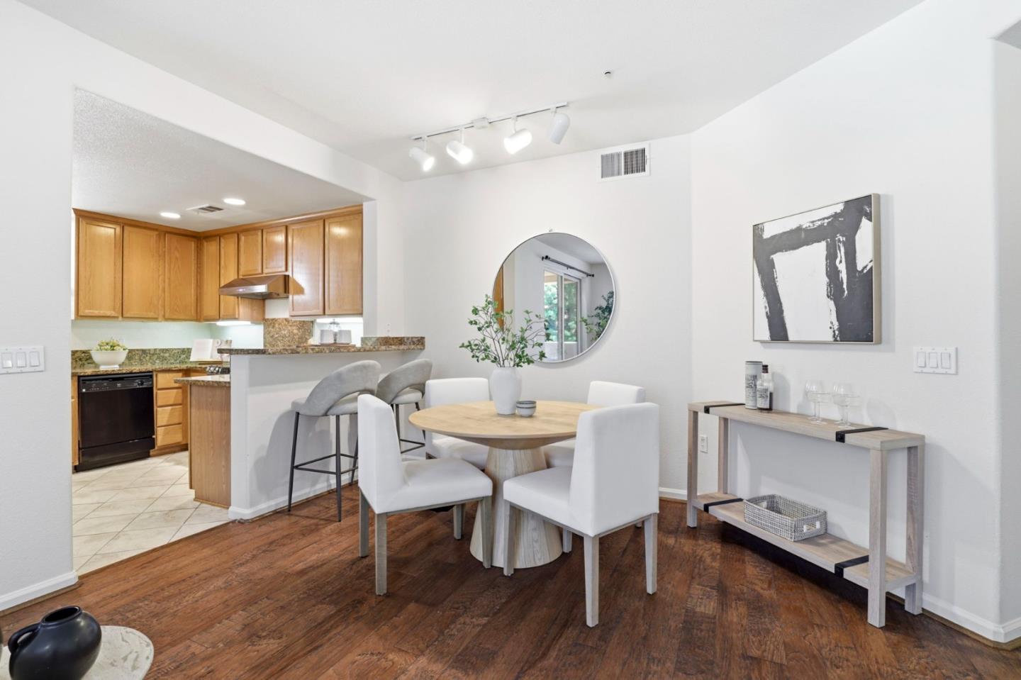 Photo #10: ML82049772 Listing: Photo #10