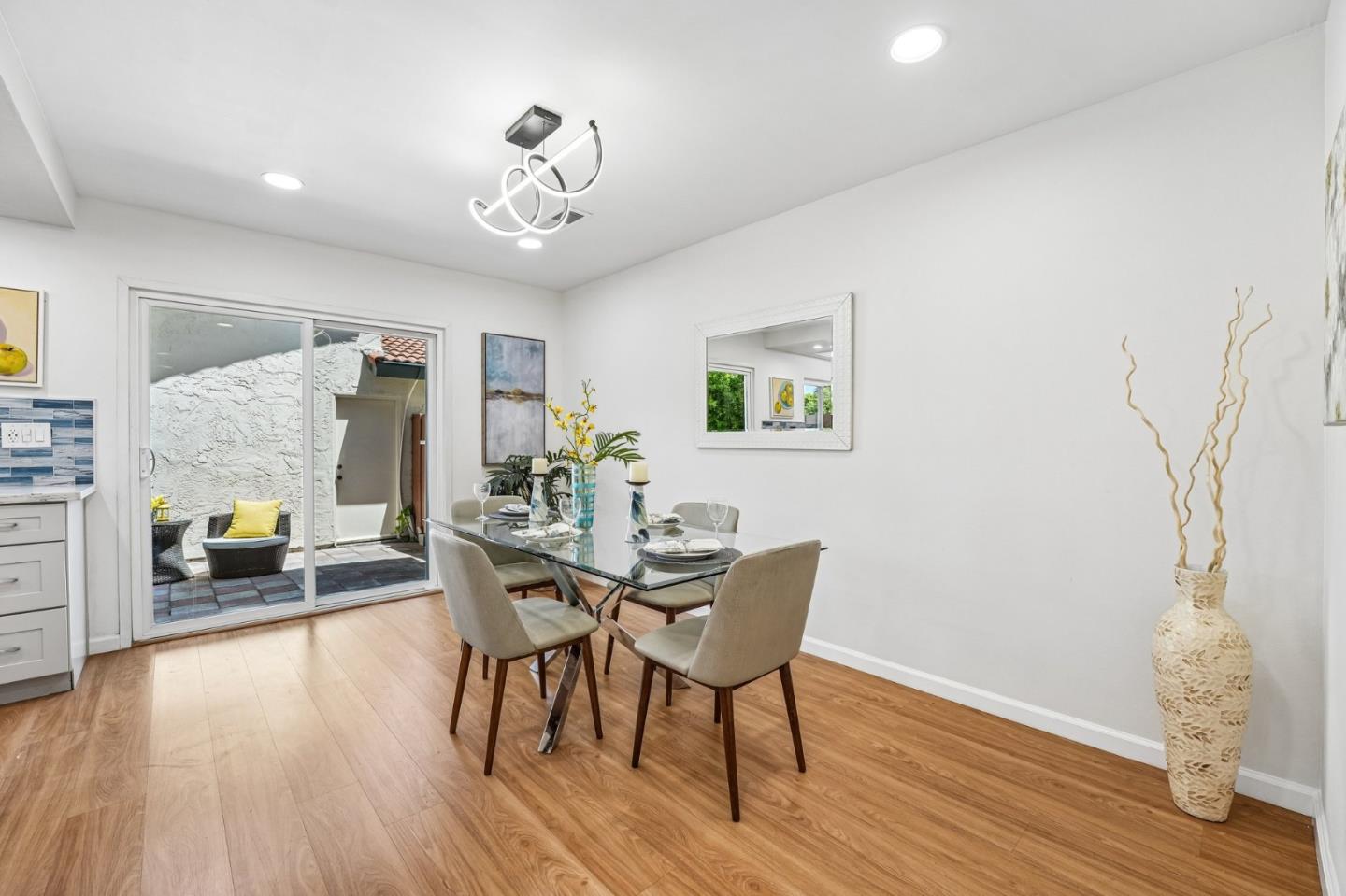 Photo #7: ML82049773 Listing: Photo #7