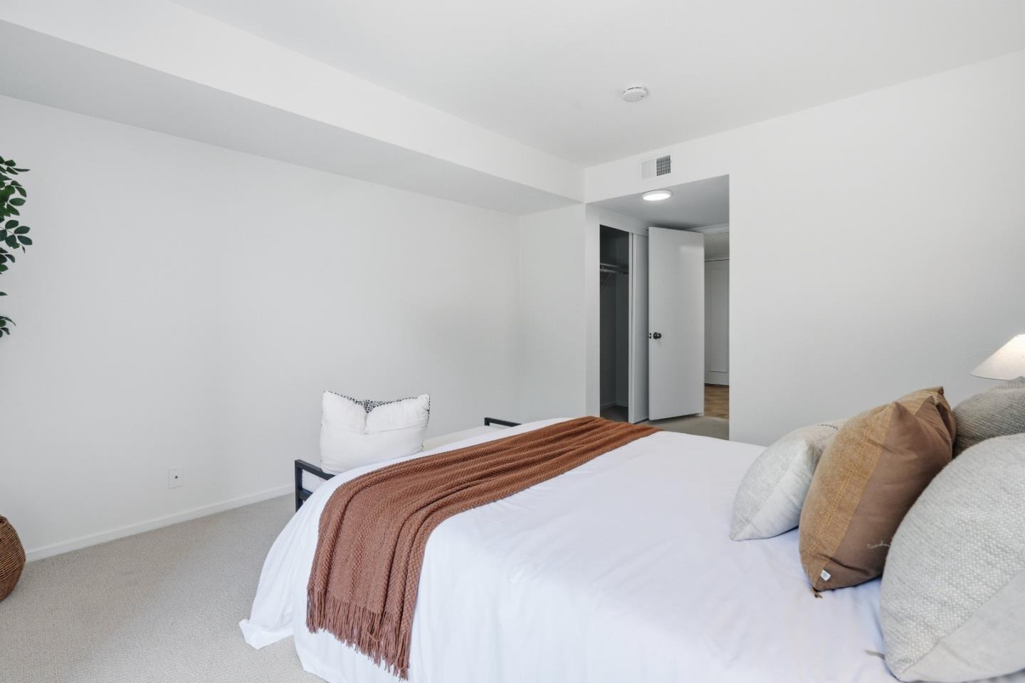 Photo #33: ML82049797 Listing: Photo #33