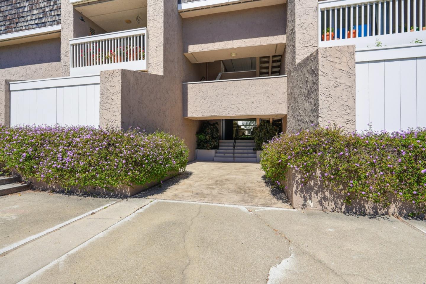 Photo #7: ML82049797 Listing: Photo #7