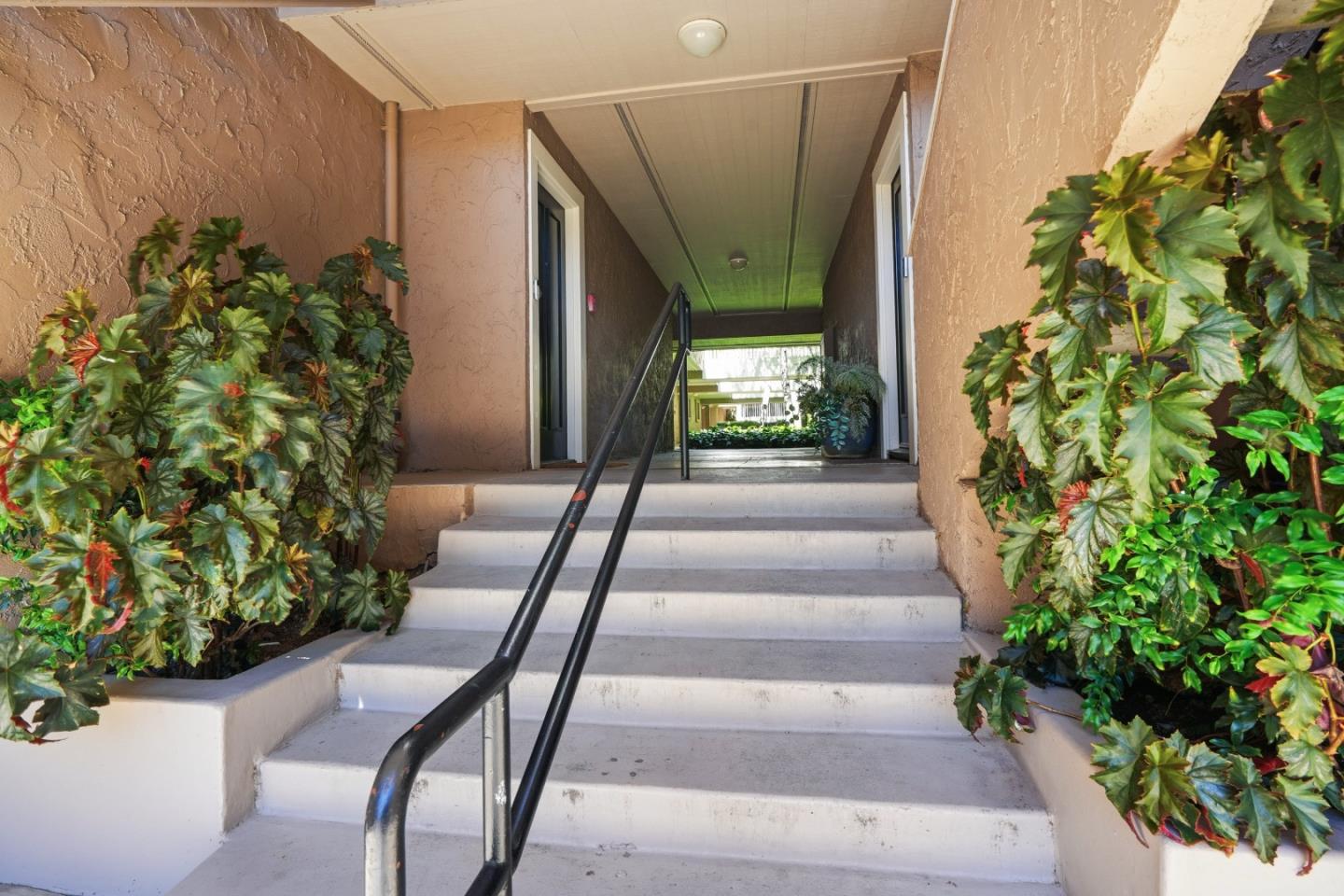 Photo #8: ML82049797 Listing: Photo #8
