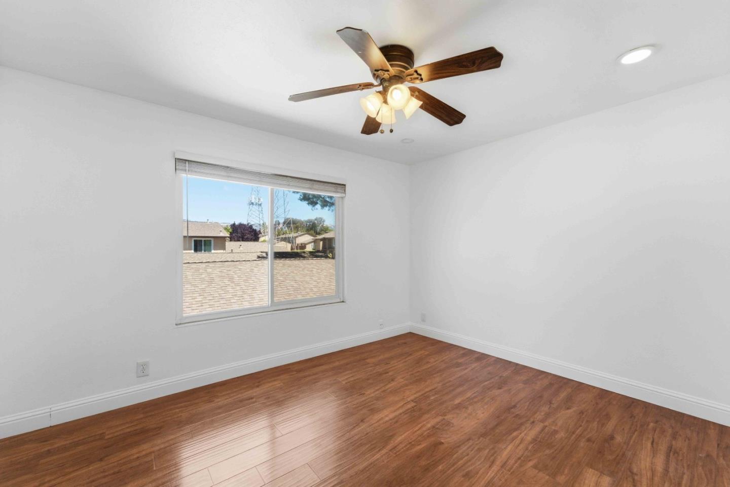 Photo #12: ML82049803 Listing: Photo #12