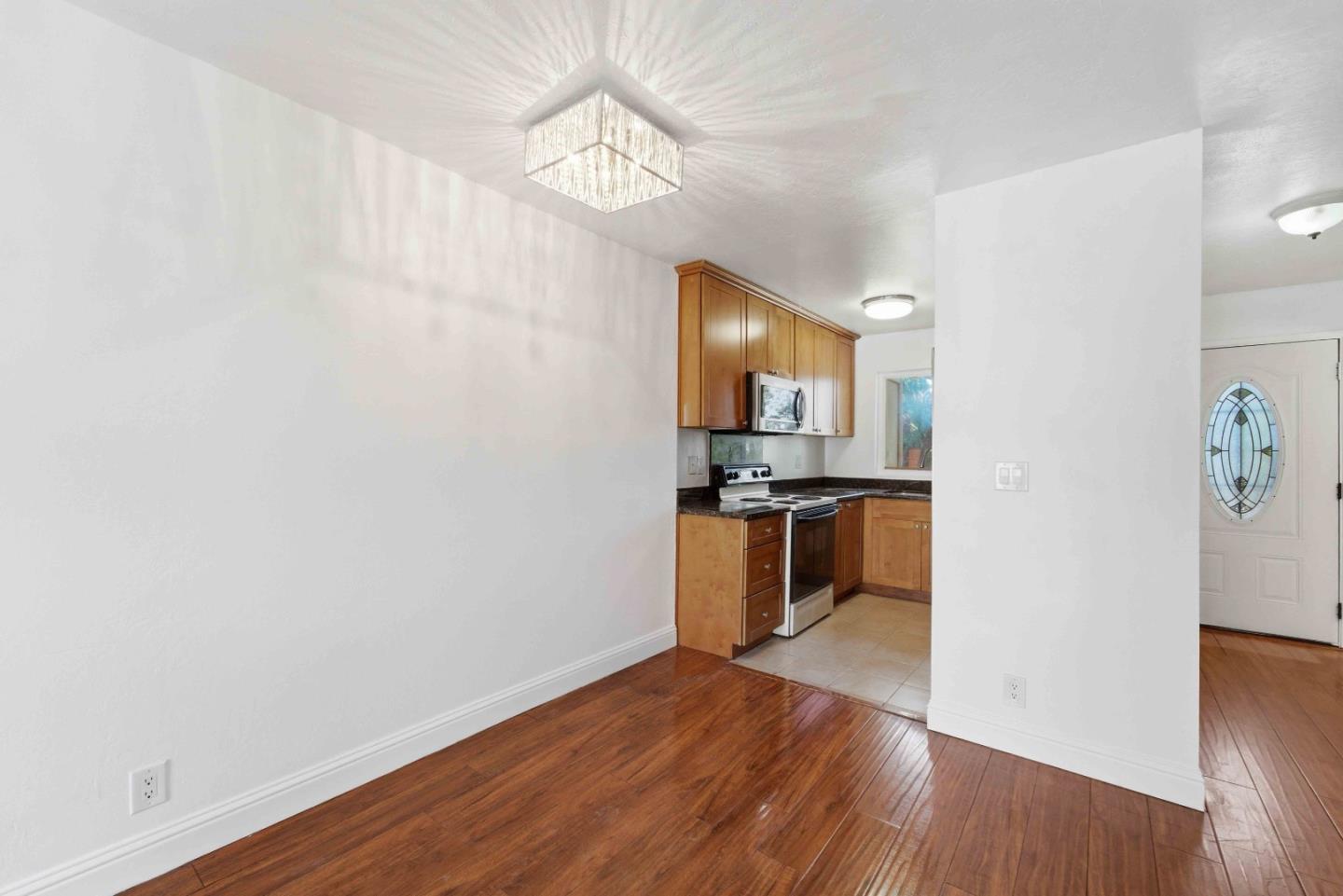 Photo #6: ML82049803 Listing: Photo #6