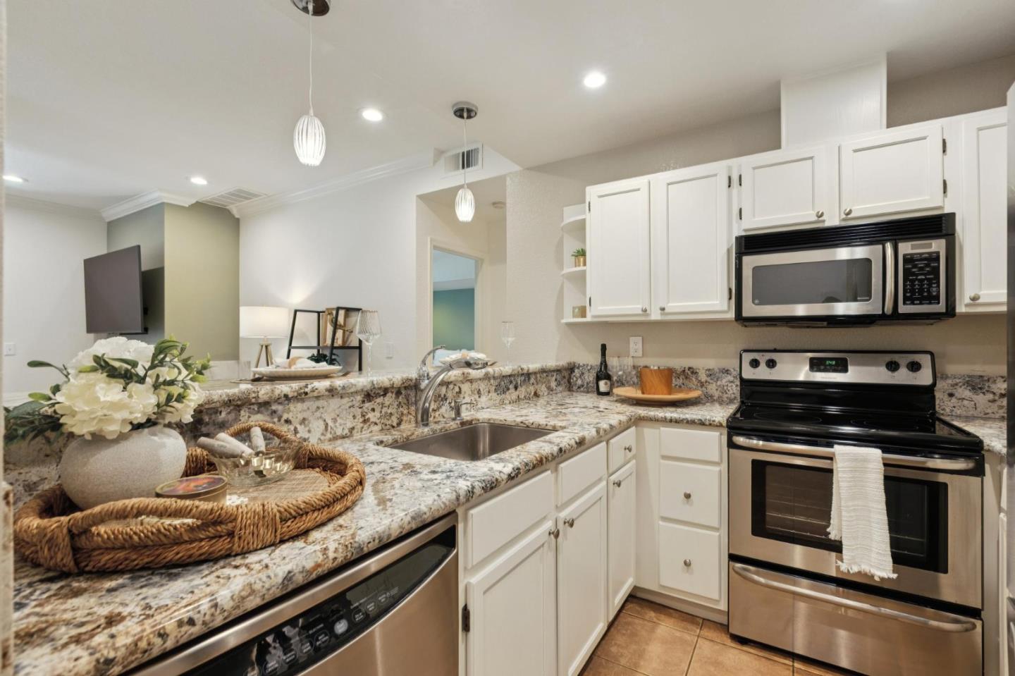 Photo #10: ML82049804 Listing: Photo #10