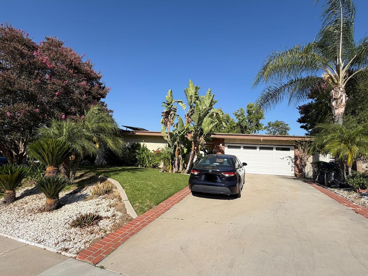 Front Image Thumbnail for ML82049826