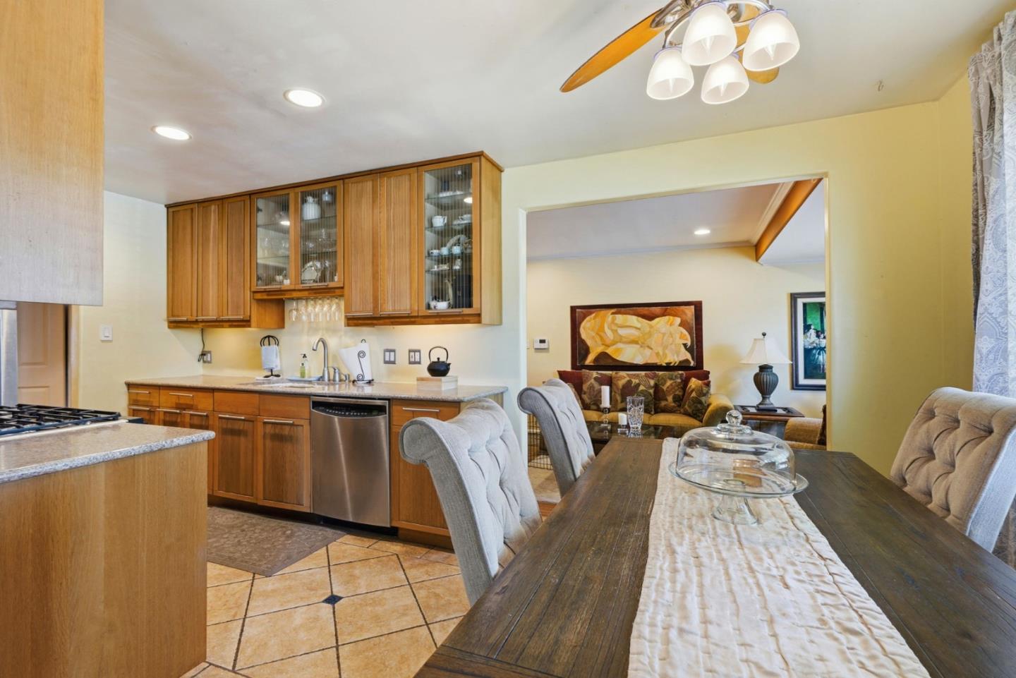 2115 Teakwood St, Solano County, CA 94591 photo 15