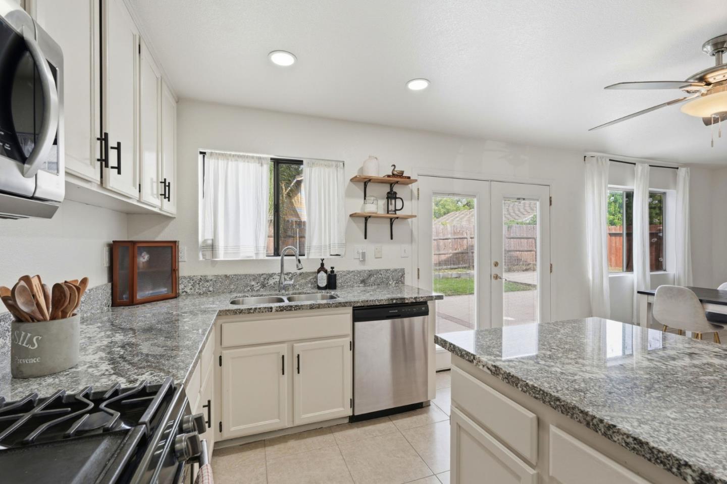 4420 Dandelion Ct, Salida, CA 95368 photo 11