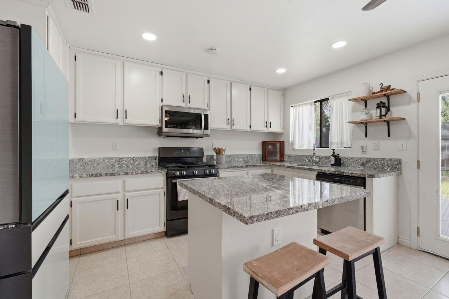 4420 Dandelion Ct, Salida, CA 95368 photo 9